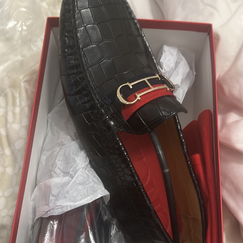 CH men loafers